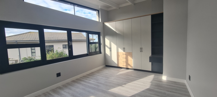 4 Bedroom Property for Sale in Mossel Bay Central Western Cape